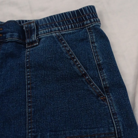 Jean shorts - Picture 2 of 4